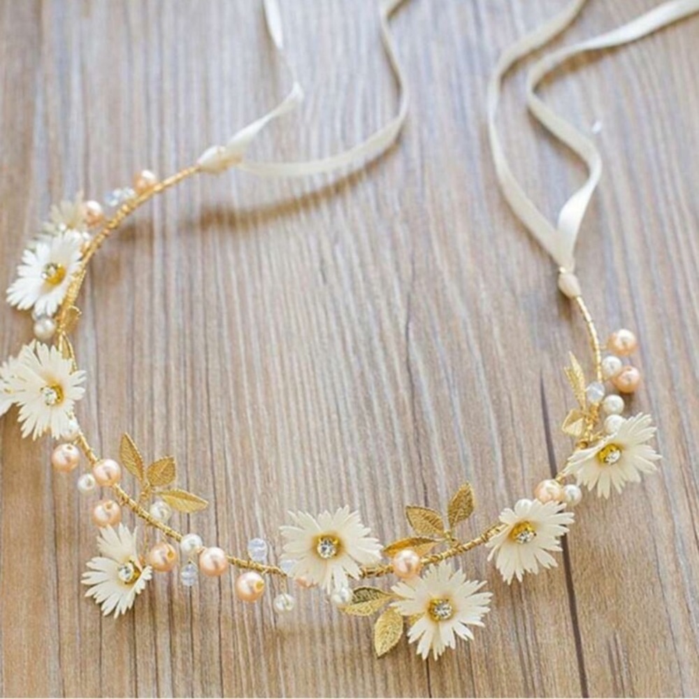 New & beautiful wedding headband flower pearl✨✨💕